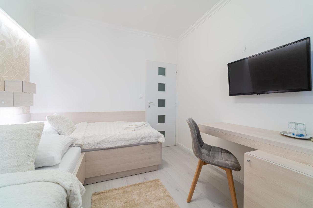 Hotel Artin Бардеёв Экстерьер фото